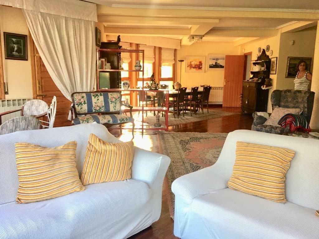 Preciosa casa independiente con piscina cubierta y gran jardín privados Haro Exterior foto